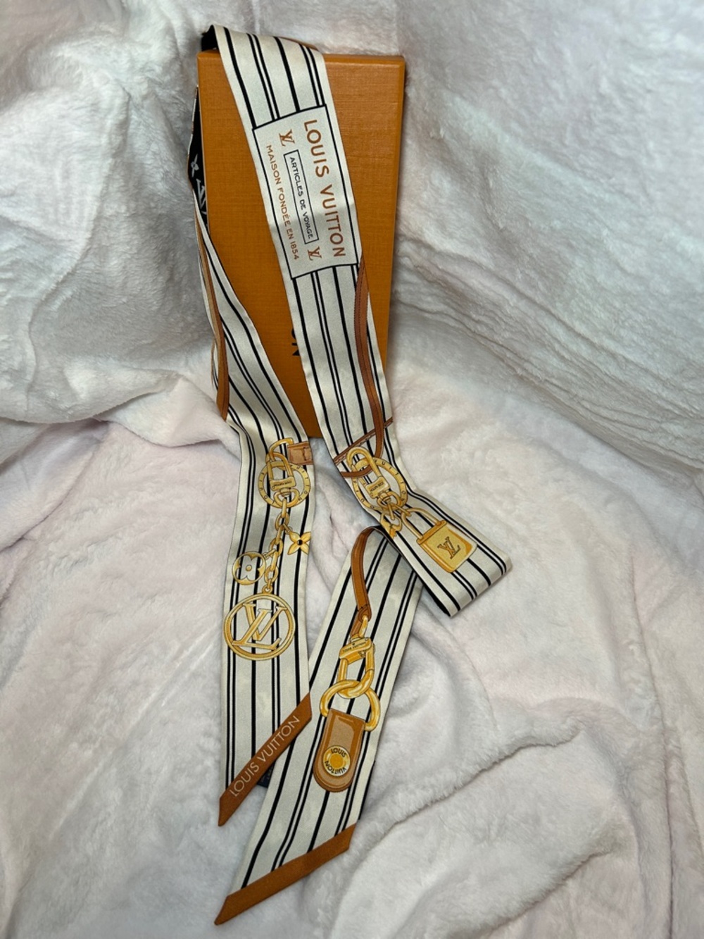 388. Louis Vuitton My Neverfull BB Bandeau in Nior - Picture 4 of 6